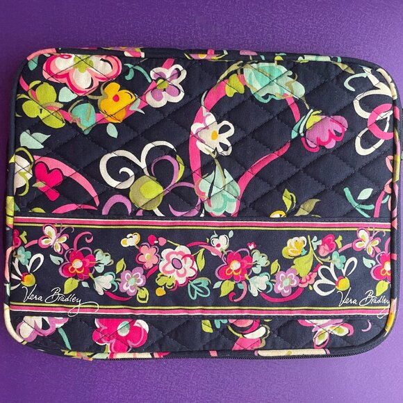 Vera Bradley Ribbons Pattern iPad case - Picture 1 of 4